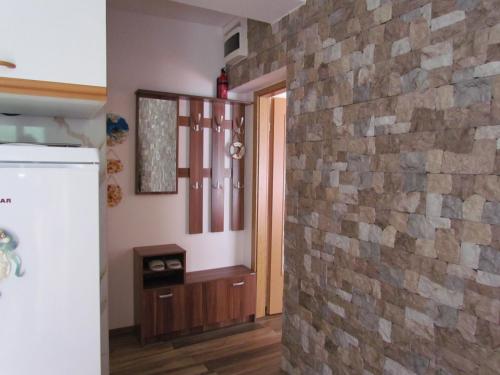 Kuchyň nebo kuchyňský kout v ubytování Apartments Bura & Jugo, Cres, without stress