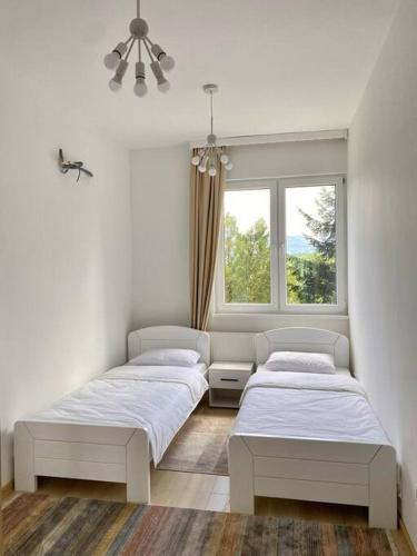 Katil atau katil-katil dalam bilik di Sarajevo Luxury Villa