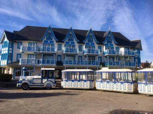 BELLE DUNE Village Vacances face à l'Aquaclub de FORT MAHON