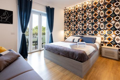 GES House Roma