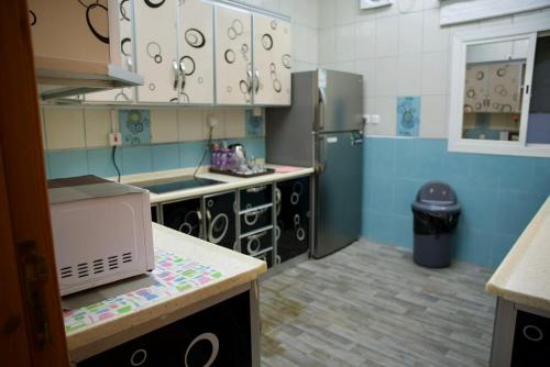 Dapur atau dapur kecil di فندق ساري هوم