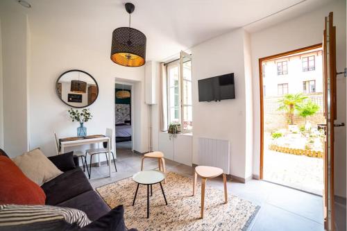 Lovely Apartment Palace of Versailles