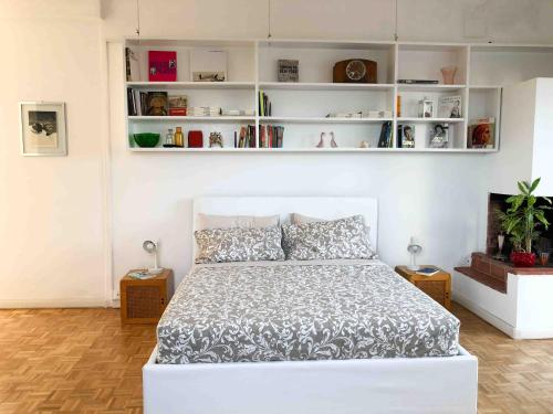 Lovely Panoramic Studio