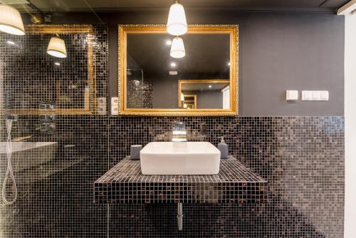 Фотография из галереи Budapest Central Opera with Gym & Spa в Будапеште