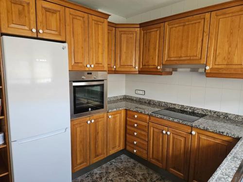Kuchyň nebo kuchyňský kout v ubytování casa en Alforja