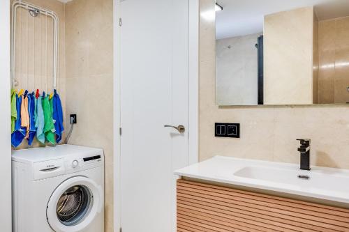 Ultimate Rentals - Heerlijk Appartement Op Loopafstand Van Het Strand - Gezamenlijk Zwembad