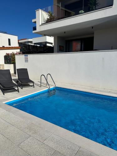 Luxury Apartment PalmView mit Whirlpool und Terrasse