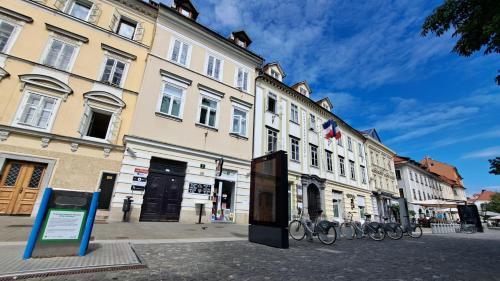 VIKSI hostel