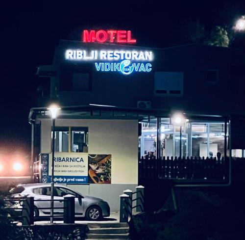Certifikát, hodnocení, plakát nebo jiný dokument vystavený v ubytování Motel & Restoran "VIDIKOVAC"