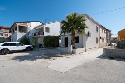 Apartments by the sea Bibinje, Zadar - 23171