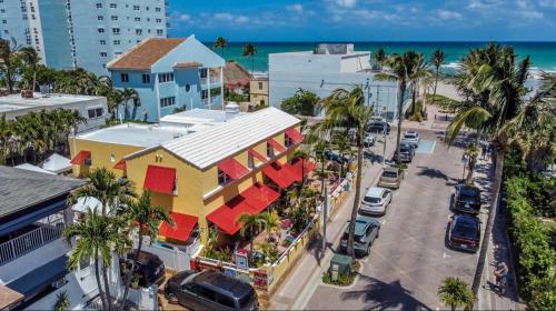 an aerial view of a street in front of the ocean at Villa Sinclair Beach Suites and Spa in Hollywood