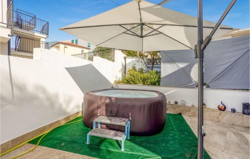 Patio nebo venkovní prostory v ubytování Amazing Apartment In Crikvenica