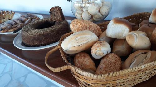 Makanan di atau berdekatan inn ini
