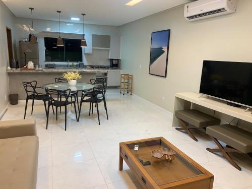 Televisyen dan/atau pusat hiburan di Dunas House 97 - Santo Amaro