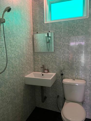 Un baño de The Station Tioman