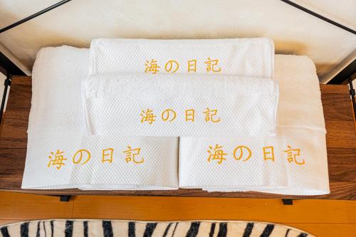Katil atau katil-katil dalam bilik di 海の日記