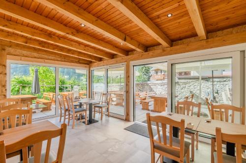 Restaurace v ubytování Penzion Hosnar, apartma Lev