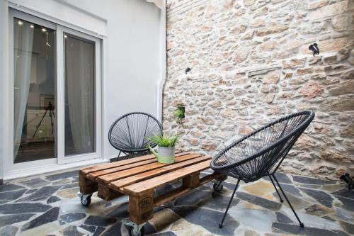 A comfortable small studio nearby Acropolis 2