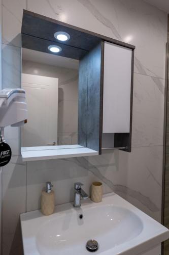 Un baño de Hotel Flori