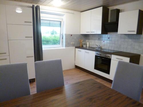 Η κουζίνα ή μικρή κουζίνα στο Nice Apartment in Vöhringen