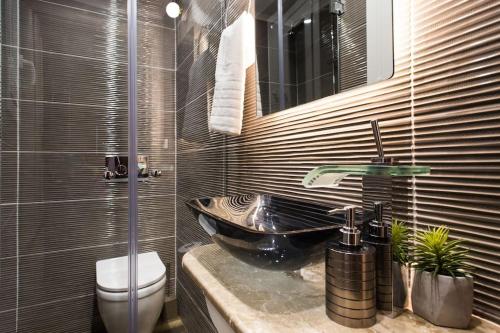 A comfortable small studio nearby Acropolis 4