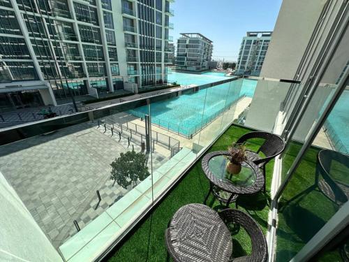 Spacious 1bedroom W Lagoon In Al Maktoum City