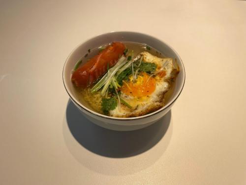 ホームステイの敷地内または近くでの食事または食べ物