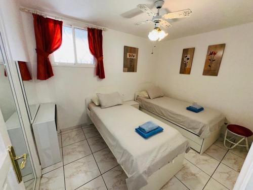 2 Bedrooms Playa Las Américas Parque Santiago I Heated Pool