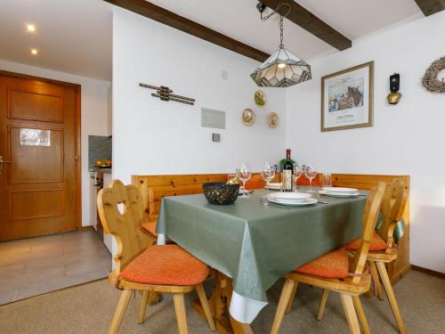 Apartment Residenza Chesa Margun 67-3 by Interhome