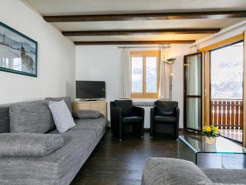 Χώρος καθιστικού στο Apartment Residenza Chesa Margun 79-3 by Interhome