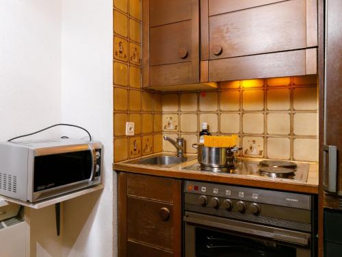 Apartment Residenza Chesa Margun 13-6 by Interhome