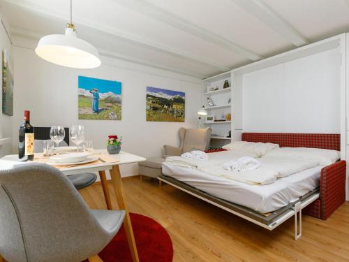 Apartment Residenza Chesa Margun 710-5 by Interhome