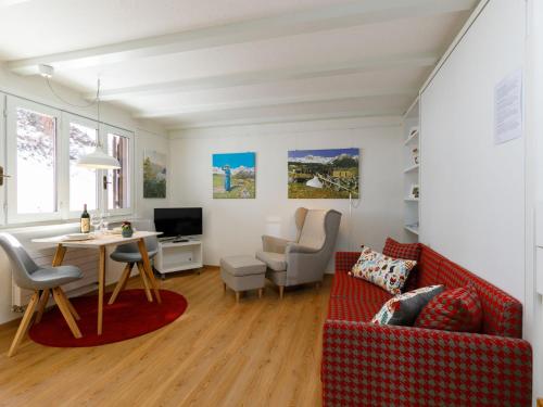 Apartment Residenza Chesa Margun 710-5 by Interhome