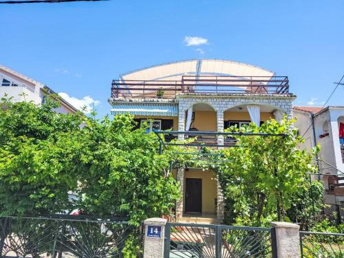 Apartment Ana-1 by Interhome