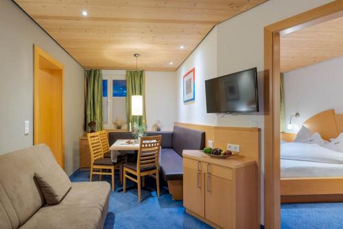 Ένα ή περισσότερα κρεβάτια σε δωμάτιο στο Gradiva Apartments