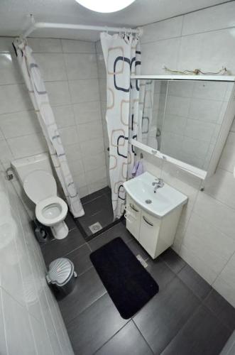 Bany a Sub Arce Apartment