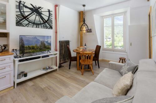 Mont Blanc 212 Apartment - Chamonix All Year