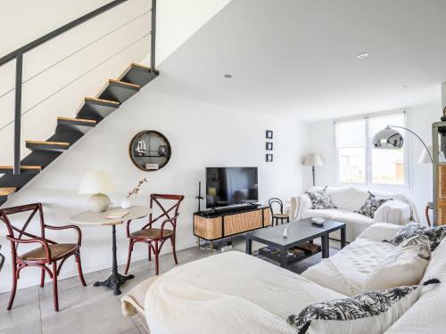 Holiday Home Grand confort proche Océan by Interhome