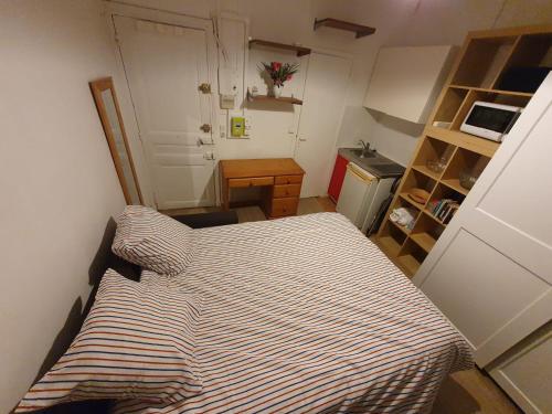 Photo de la galerie de l'établissement Studio Paris, Porte de Versailles, Studio meublé furnished flat, à Paris