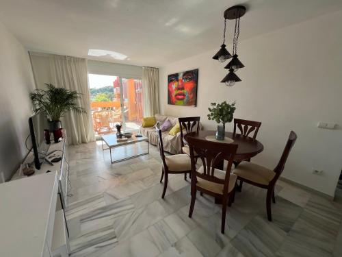 2 Bedroom 2 Bathroom Apartment Marbella East - La Reserva de Marbella