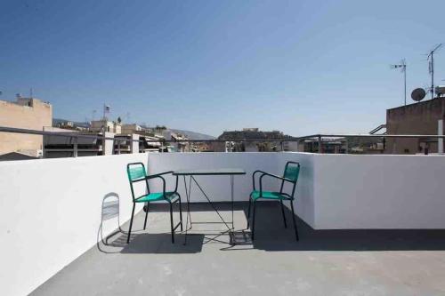 A comfortable small studio nearby Acropolis 202