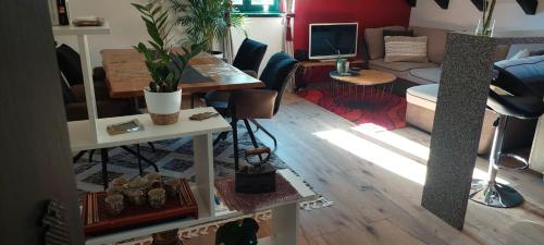 Superb Sun & Sea Loft