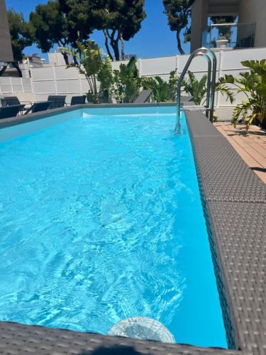 Bazén v ubytování Monopoli EXUMA Luxury House with Pool nebo v jeho okolí