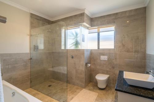 Un baño de KNYSNA Breakwaters Haven