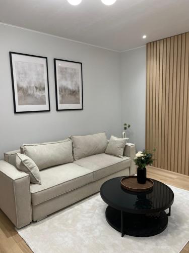 Ruang duduk di Chindia Park Suite