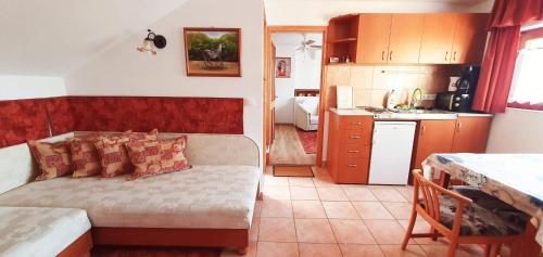 Apart Júlia Villa 8380 Hévíz, Zrínyi Miklós u. 38 kép - 3
