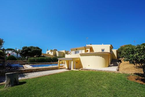 Villa Pinheiro