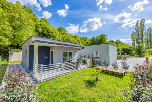 Φωτογραφία από το άλμπουμ του Yanka 4 Houses σε Ljubaništa