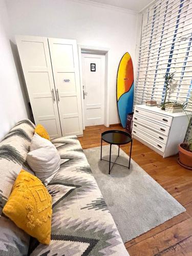 Central Lisbon Rooms in Palmira Shared Apartment For Surf Lovers