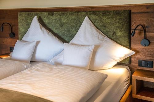 Postel nebo postele na pokoji v ubytování Chalet Waldzeit